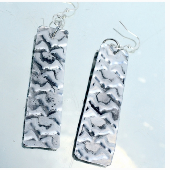 Embossed Silver Bats Long Dangle Earrings Gothic - Picture 2 of 3